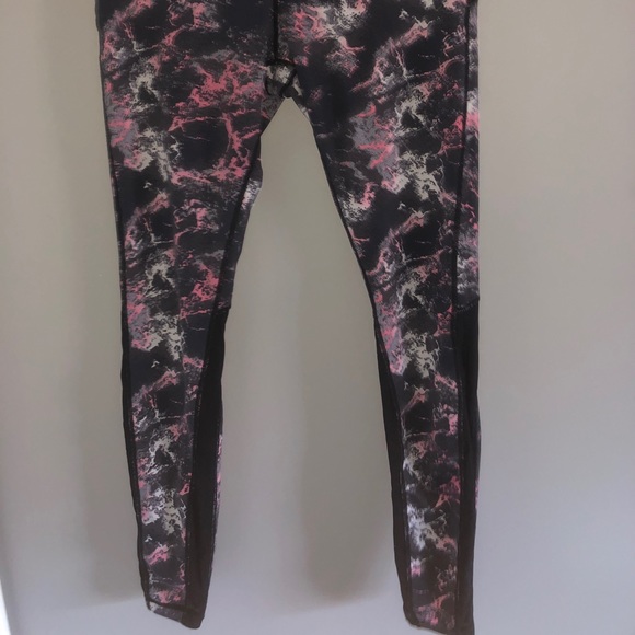 Fabletics sheer leggings - Picture 4 of 4